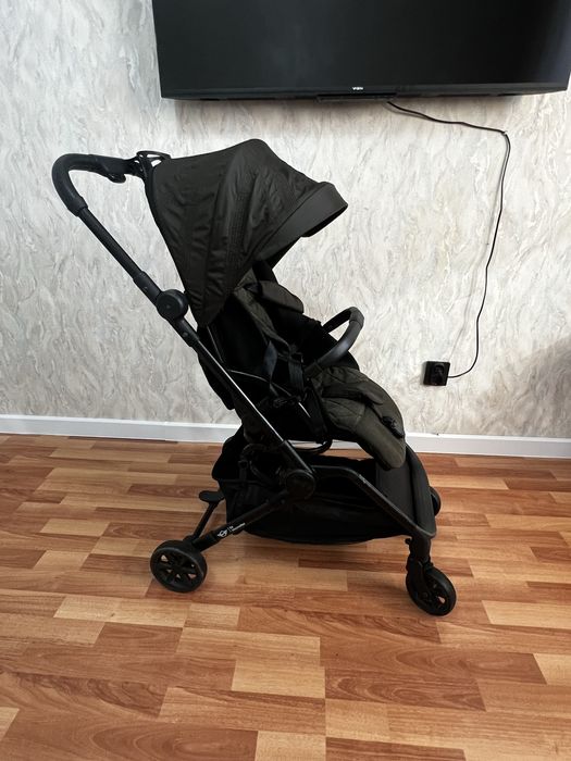 Продам коляску Easywalker в отличном состоянии