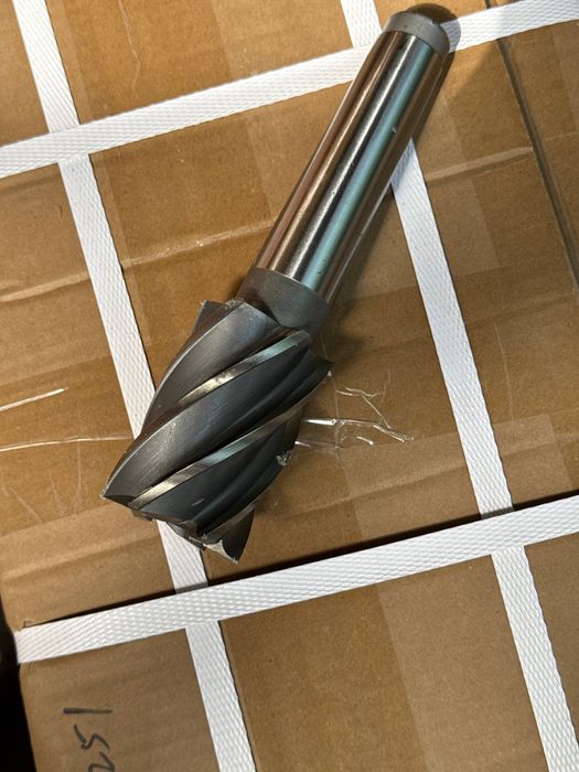 Сверло корончатые, конусные, метчики, плашки, фрезы