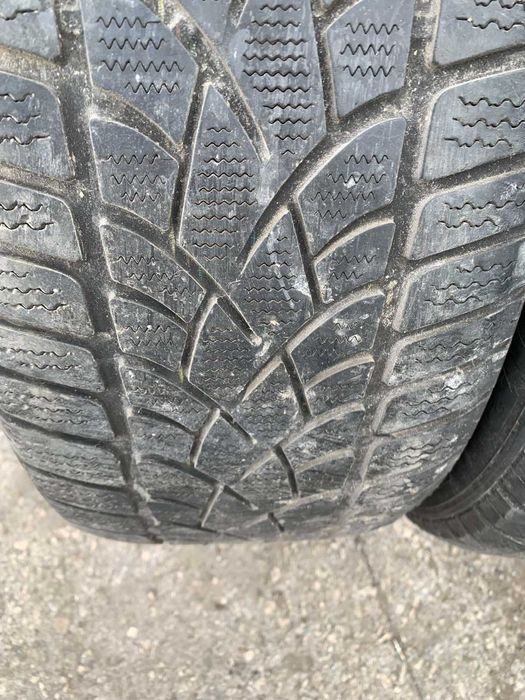 4 бр Зимни Гуми Dunlop 245/50 R18 DOT 2510 грайфер 4мм ном 13