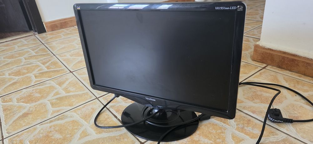 Monitor 19 inch LED