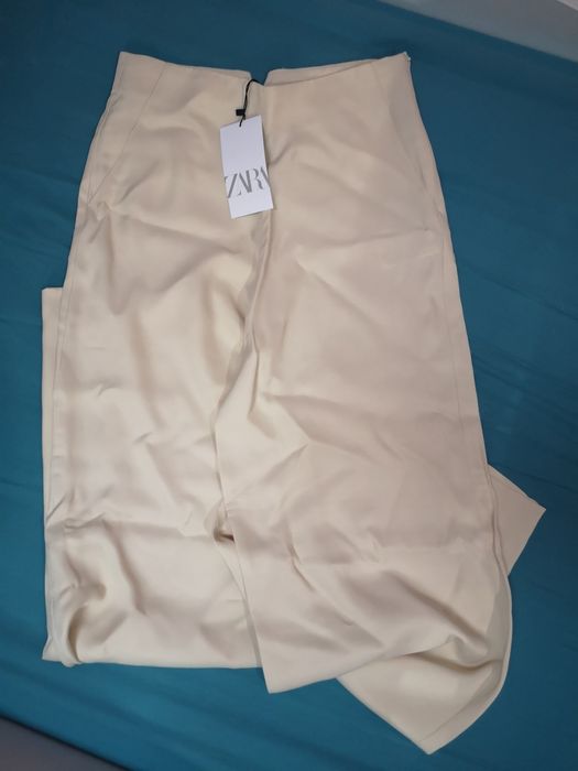 Страхотен дънков елек Zara