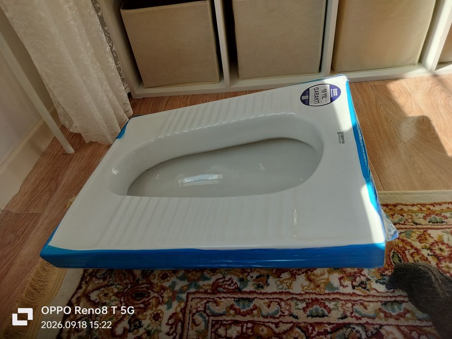 Продается унитаз чаша генуя в комплекте