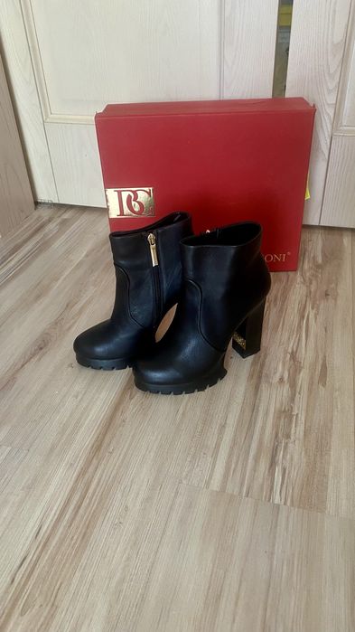 Ботиночки Basconi р.36