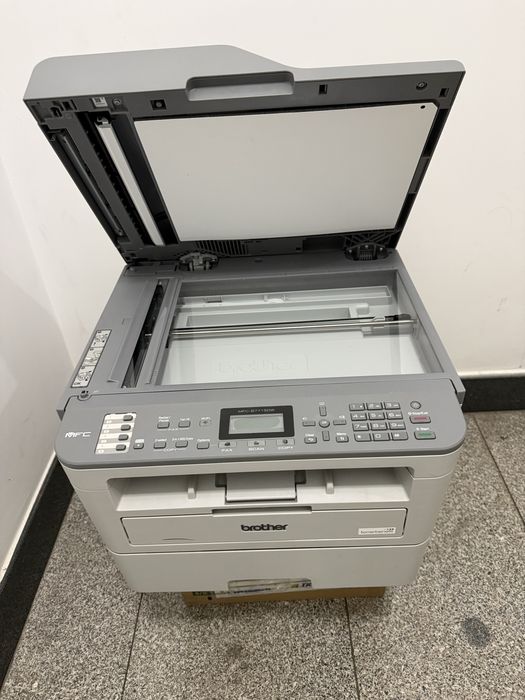 Мултифункционално устройство Brother MFC-B7715DW - ксерокс, принтер, скенер, факс