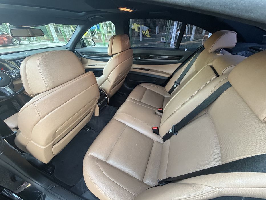 BMW 740XD Biturbo 306 HP 2012