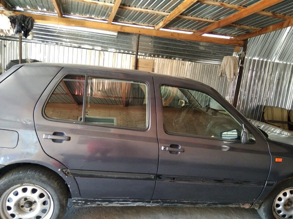 Volkswagen golf  800000