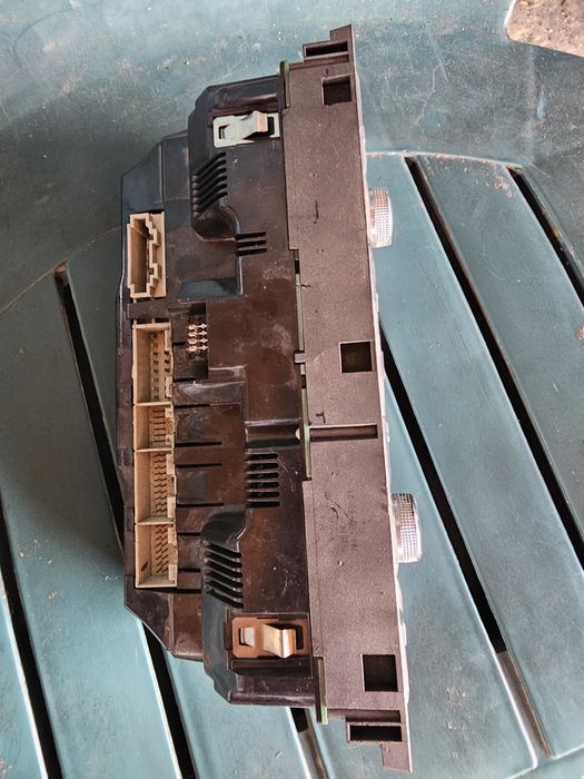 Modul Climatronic Audi A6 4f Cod 4f1820043j