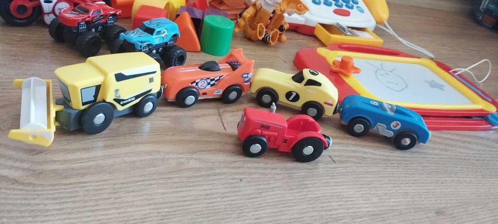 ЛОТ детски играчки