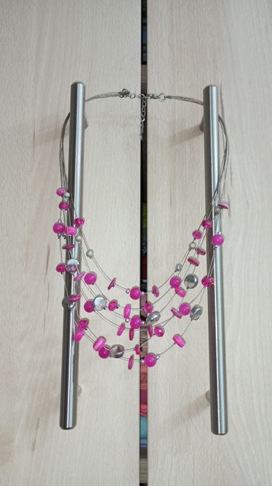 Colier pentru femei. 3 pereche.