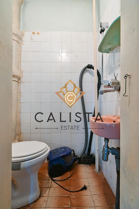 Дава се под наем Тристаен апартамент в София, Лозенец - 80 кв.м за 600 € - Снимка #10