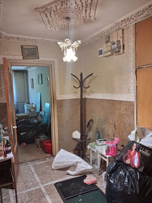 Proprietar ,Berceni ,spital Bagdasar Arseni ,3 camere cu 2 bai , an 1982