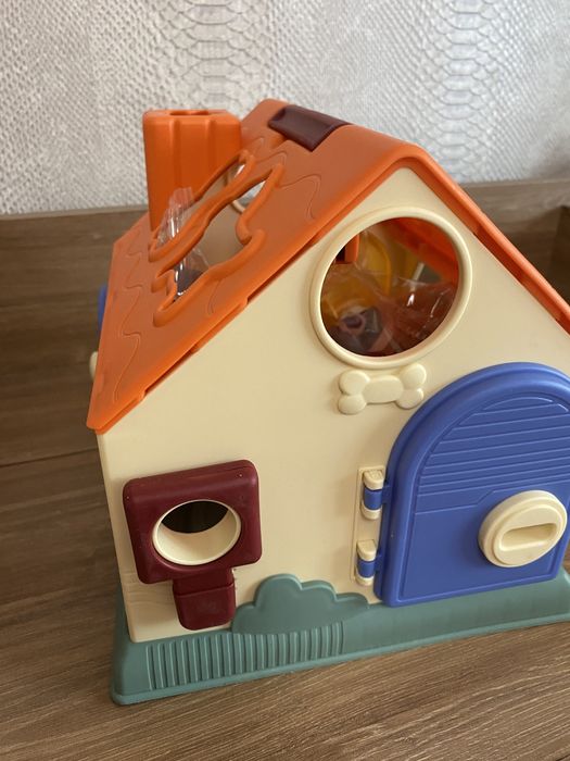 Развивающая игрушка