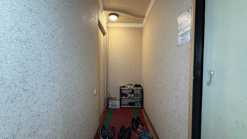 Текистел Бурч аптека 1 қаватда 2 хонали квартира сотилади. ID: 1921