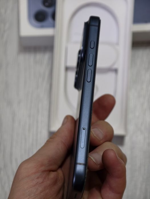 iPhone 17 Pro 256 gb ёмкость 100 физ сим