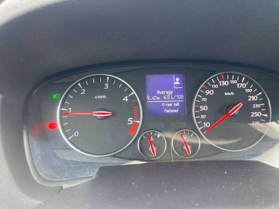 Vând Renault Laguna III