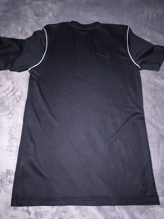 Оригинални тениски на NIKE