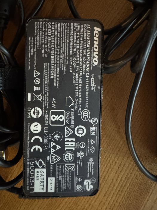 Incarcator laptop Lenovo 20v-45w 50-60 Hz