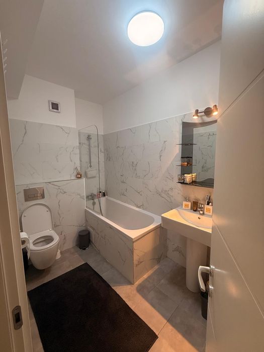 Vanzare Apartament 3 camere + loc de parcare