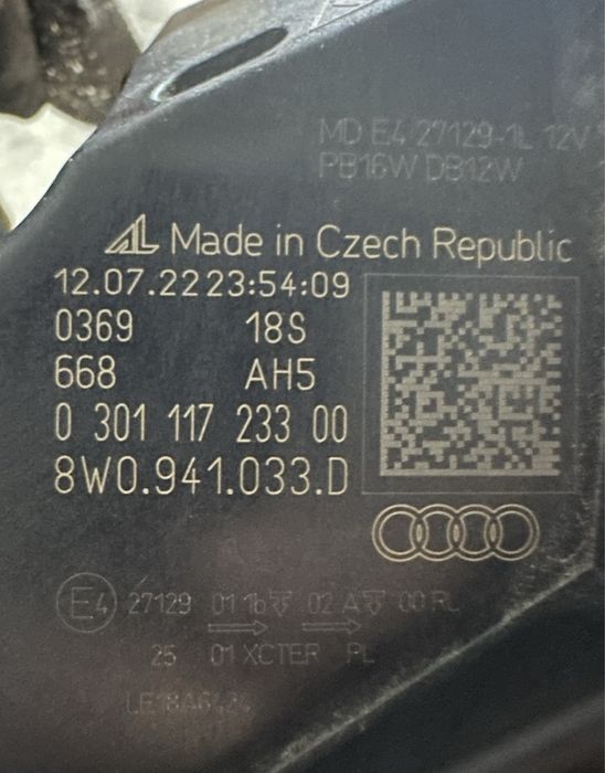 Faruri, Far stanga / Far dreapta Audi A4 B9 Matrix