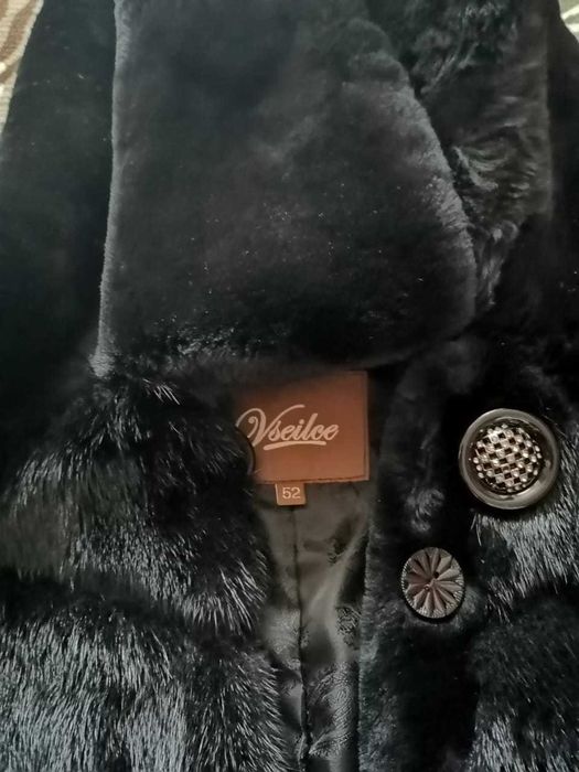 Шуба мутон. Новая. Торг.