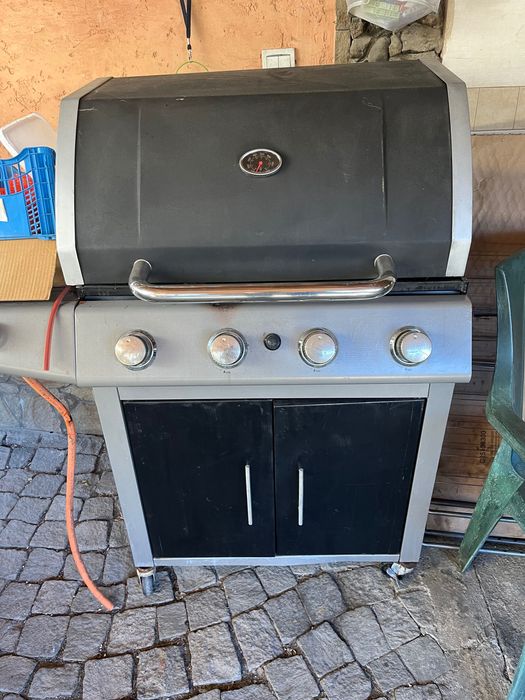 Газово барбекю. Цена 90€