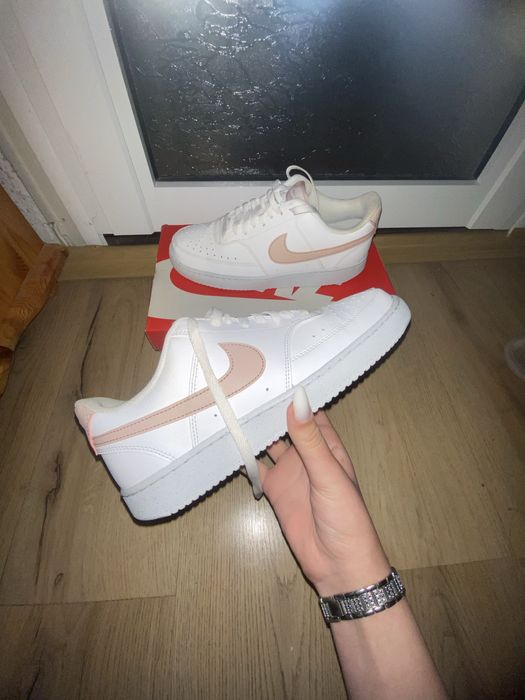 Nike Court Vision Low