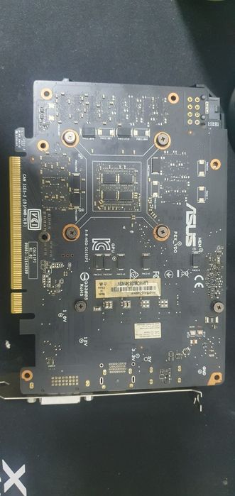 Видеокарта Asus GTX 1650 Phoenix 4gb
