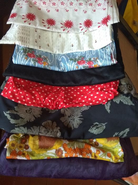 Продаю ткани,отрезы, очень качественные,разных расцветок