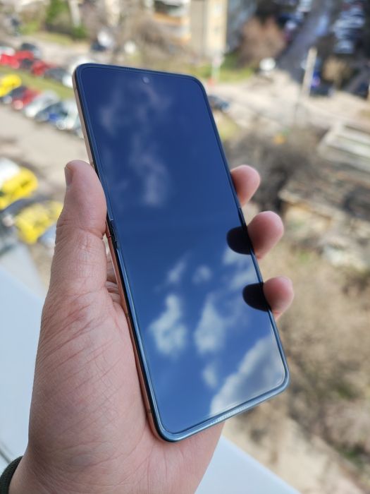 Motorola Razr 60 Ultra в ГАРАНЦИЯ!