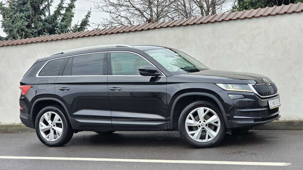 Skoda Kodiaq STYLE 2017 2.0TDI 150cp DSG 7 Locuri Piele Matrix Keyless