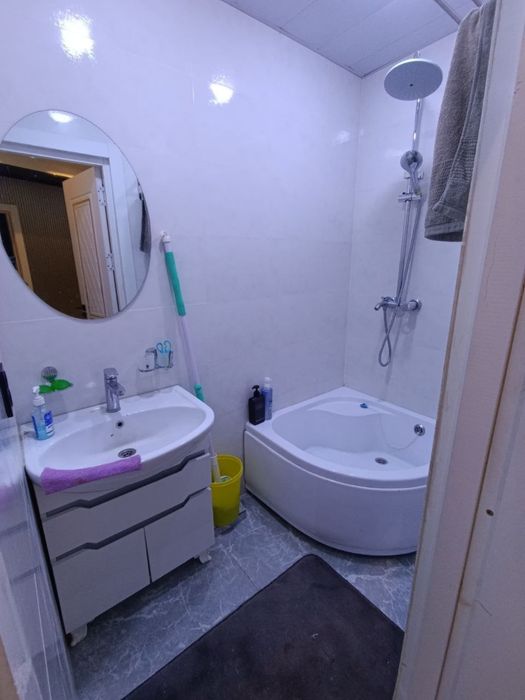 Срочно квартира сотилади