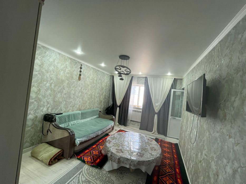 Продаю 1 комнотный кватиру