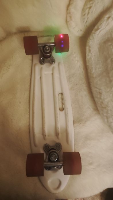 Продаю скейтборд