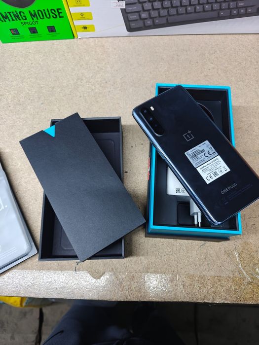 OnePlus Nord 8/128gb Gray Onyx