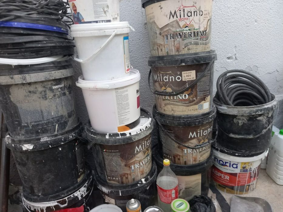 paqir plastmassa bo'sh