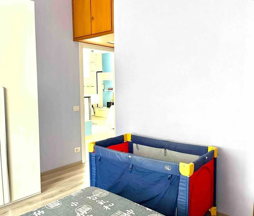 Дава се под наем Тристаен апартамент в София, Център - 90 кв.м за 509.49 € - Снимка #2