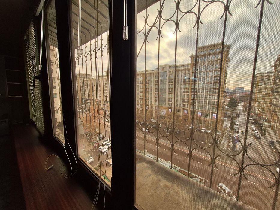 Сдаётся 5 комнатная квартира в госпиталке (Аренда Мирабад)