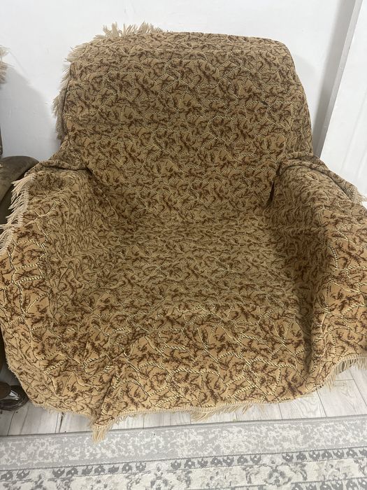 Диван и кресло в отличном состояние