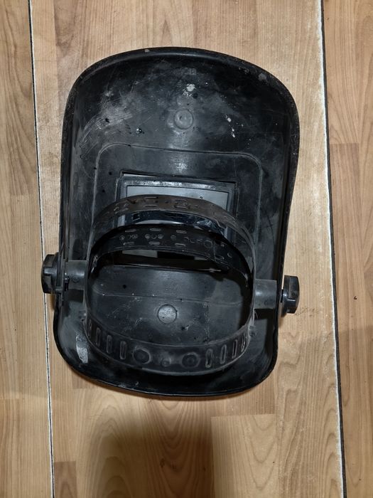 каска для сварщика