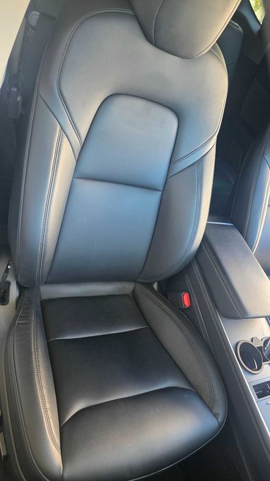 Scaune Fata Tesla Model Y 2023