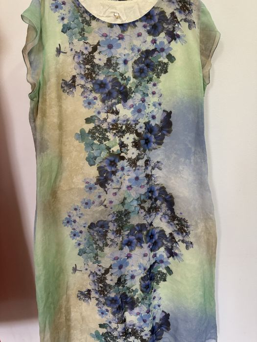 продам платье 46 рр