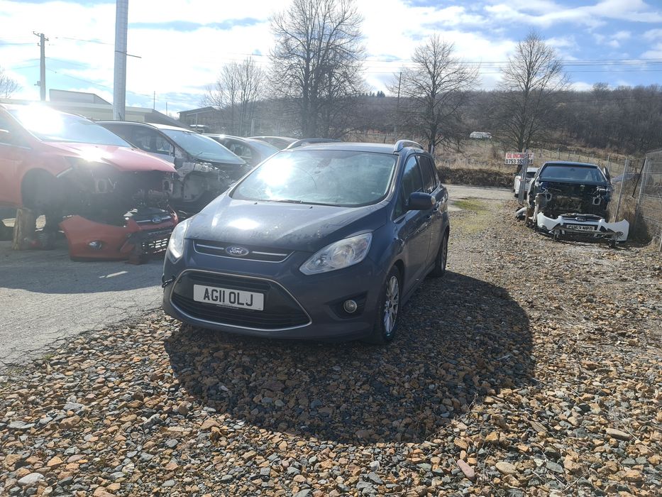 Dezmembrez Ford Grand C-Max 2012 2.0tdci