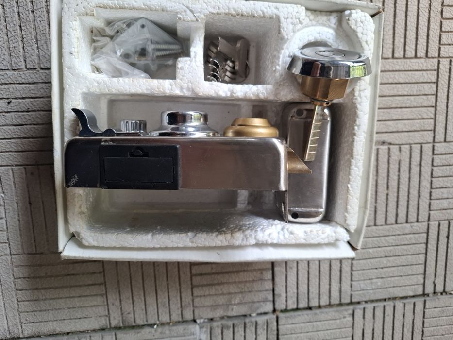 Замок с сигналкой новый