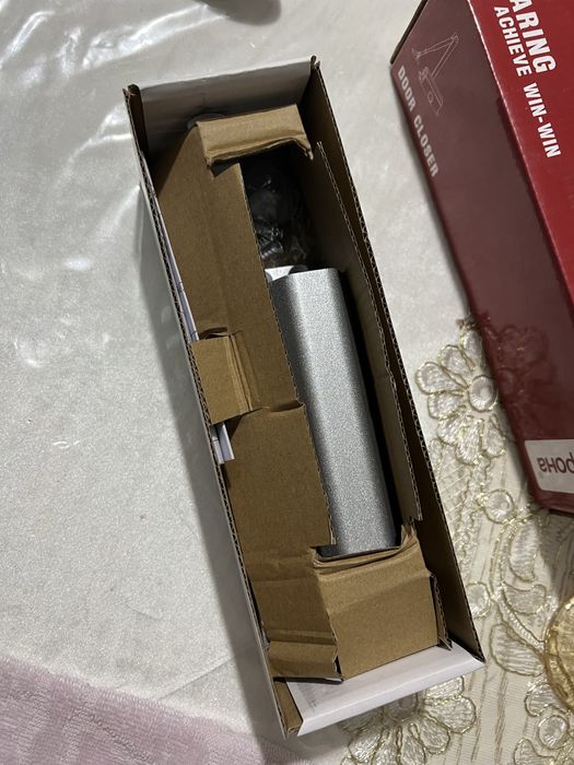 Дверной доводчик Корона 061