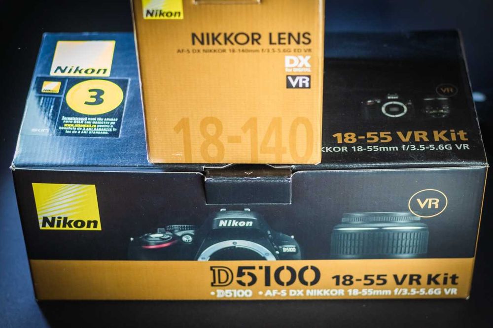 Nikon D5100+obiectiv 18-55mm VR+obiectiv18-140mm VR+accesorii complete