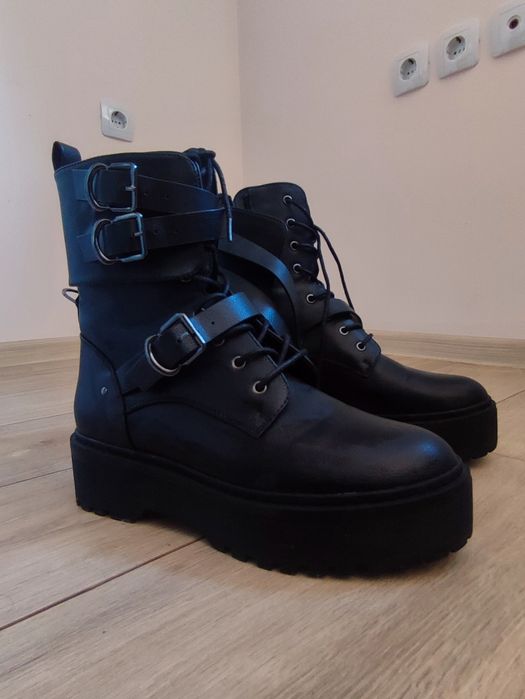 Дамски боти Even&Odd – черни, платформа