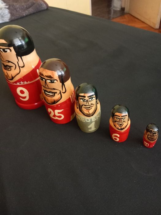 Матрьошки на Левандовск,Мюлер,Ноер,Кимих и Гнабри
