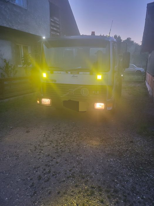 Volvo fl6 basculabil