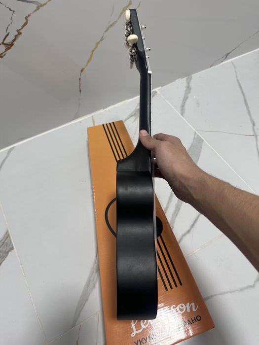 Продается укулеле в идеальном состоянии