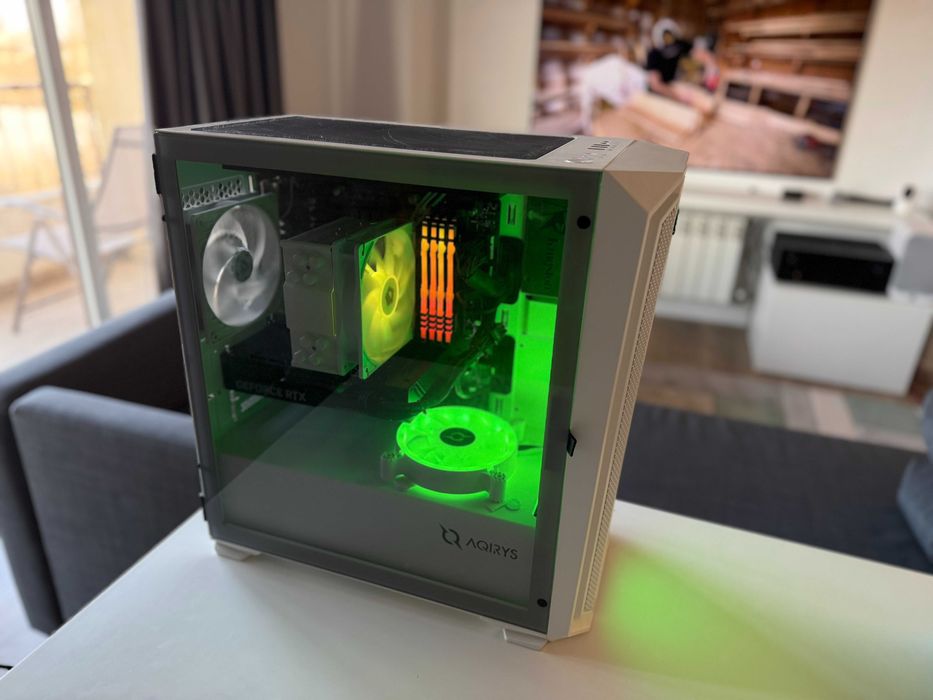 PC gaming cu RTX 4060 Ti si 64GB RAM